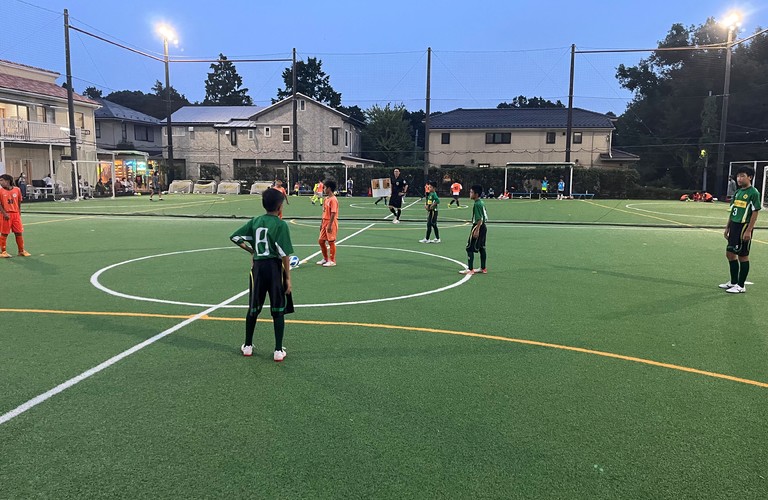 横浜でフットサルの試合をするならエスタジオ横浜のコートへ